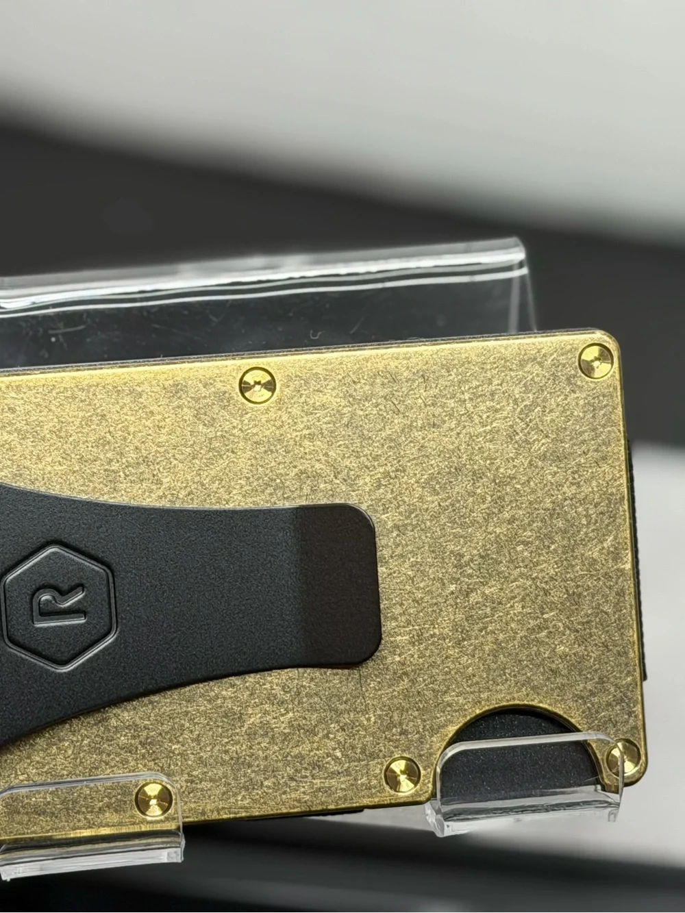 RIDGE WALLET | BRASS w/GOLD PVD SCREWS + BLACK G6 FEARLESS KEYCHAIN MULTI-TOOL
